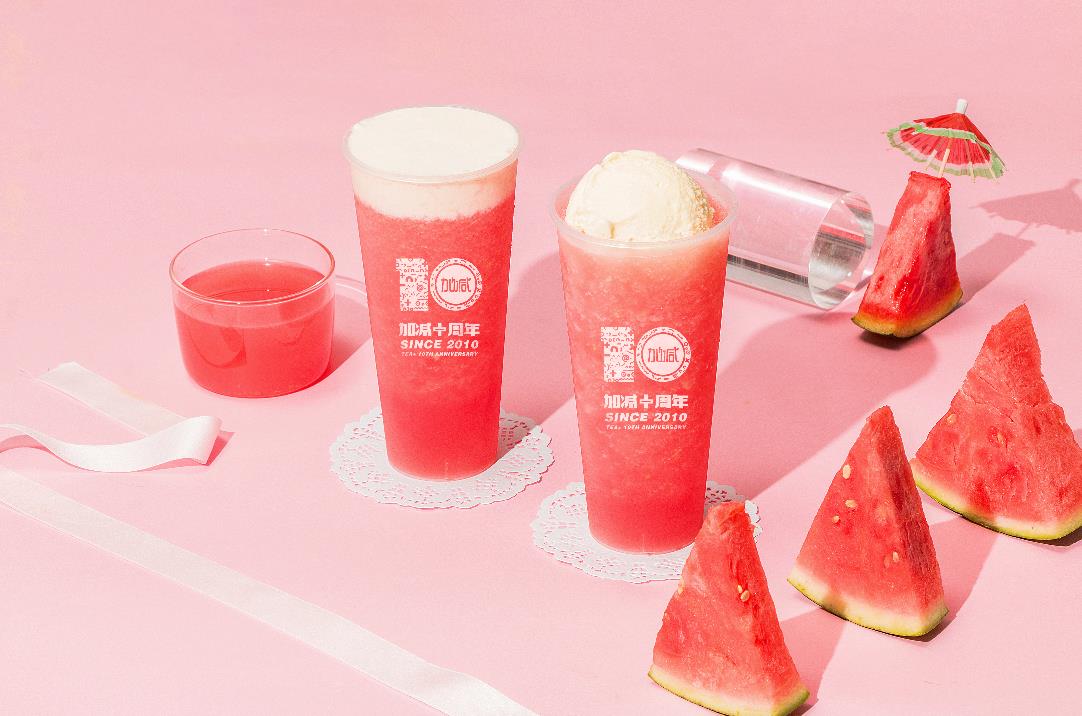 这个夏天，3003新葡的京茶饮以产品决胜，当红不让！